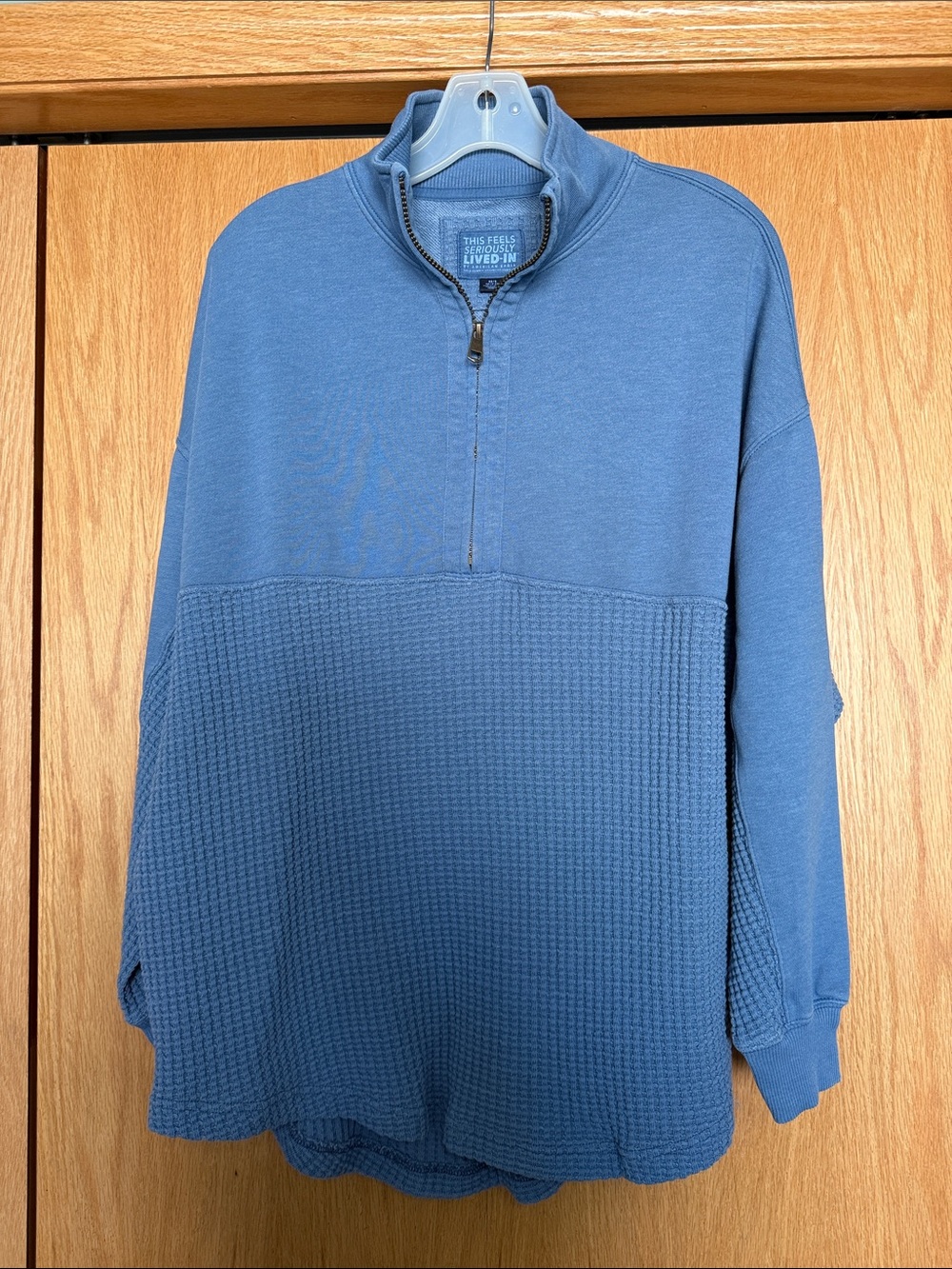 Women’s oversized American Eagle Outfitters Blue Quarter-Zip Pullover